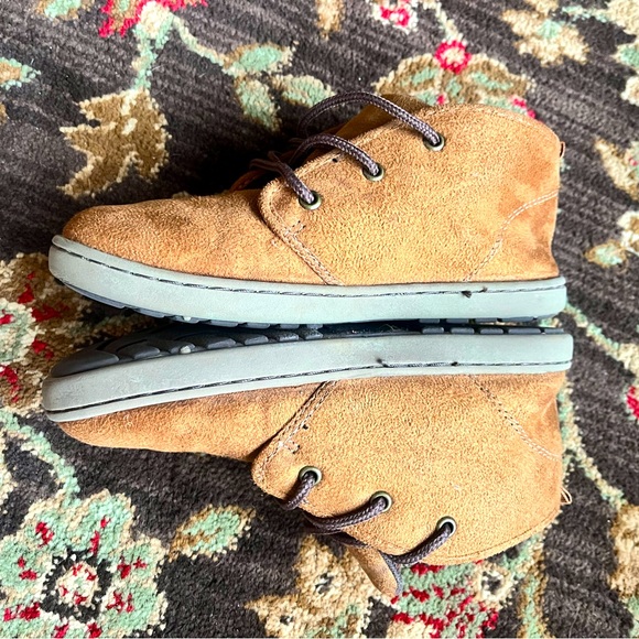 Oshkosh Brown Suede Lace up Ankle moccasin style Boot Shoes • size 3 big boys - Picture 11 of 16